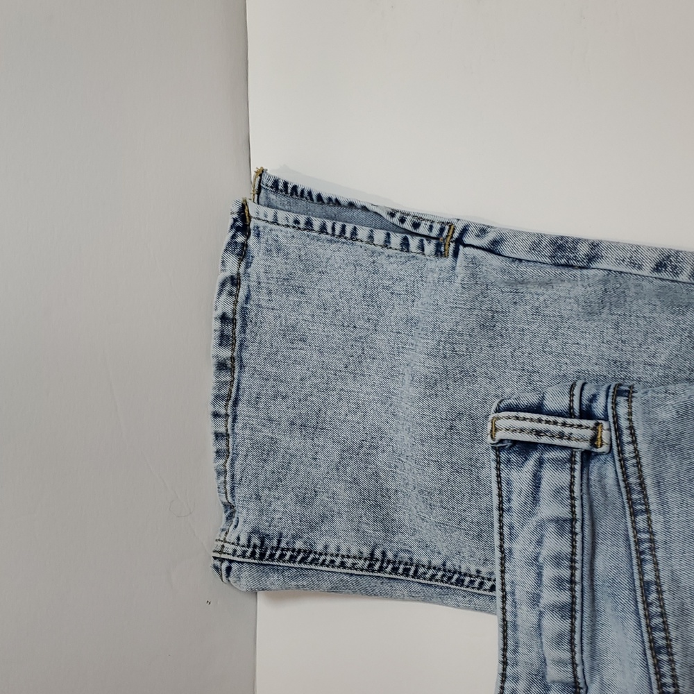 Girls Size 10 High Rise Jeans Butterfly Embroidered Light Blue Jeans Snap Front - Picture 12 of 12